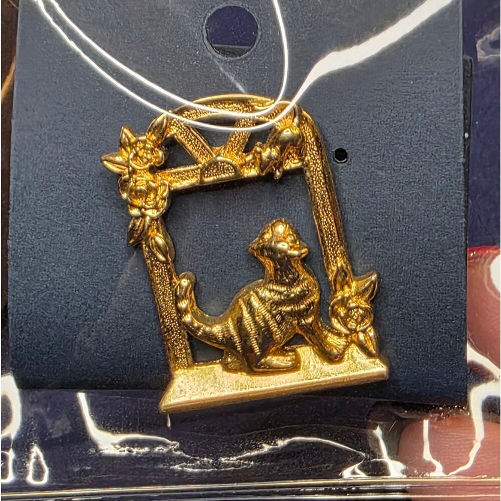 Figural Cat Door Knocker Brooch Pin Novelty Gold Tone 341 - Picture 5 of 6